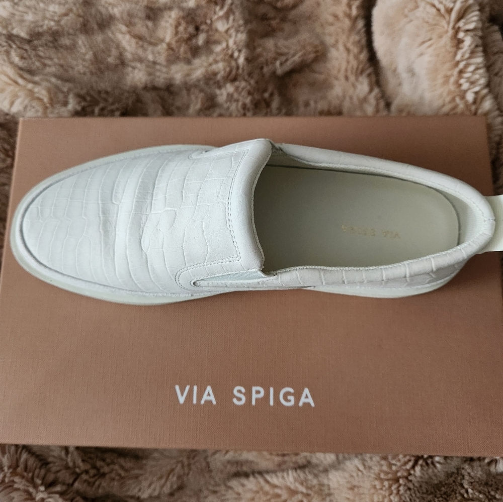 Via Spiga slip on Sneakers…NEW